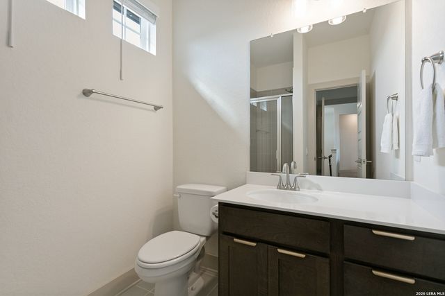 301 Vamanos, Boerne, TX 78006