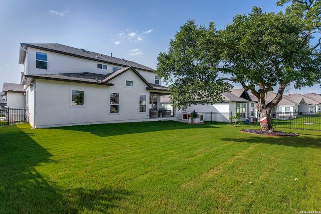 301 Vamanos, Boerne, TX 78006