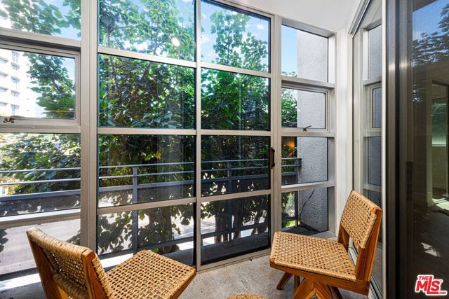 171 N Church Lane 209, Los Angeles, CA 90049