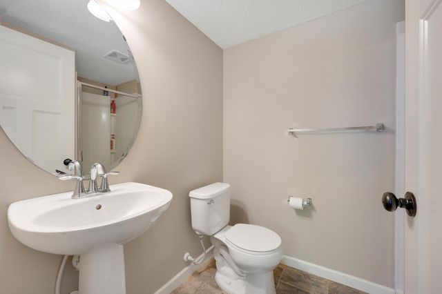 11330 Sandcastle Drive C, Woodbury, MN 55129