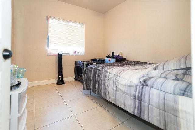 2430 NW 13 Street, Pompano Beach, FL 33069