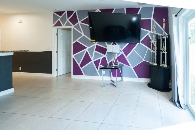 2430 NW 13 Street, Pompano Beach, FL 33069