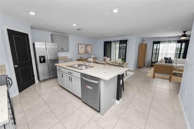 3707 CAPRI COAST DRIVE, Plant City, FL 33565