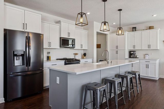 15306 75th Circle NE, Elk River, MN 55330