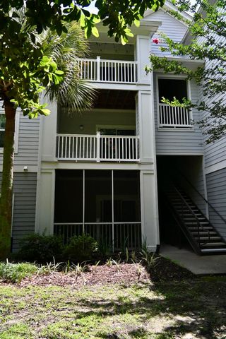 1300 Park West Boulevard Unit 108, Mount Pleasant, SC 29466