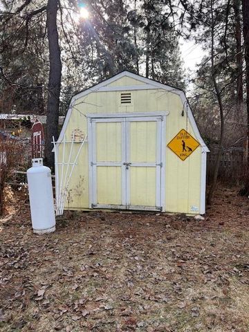 60343 Hiawatha Lane, Bend, OR 97702