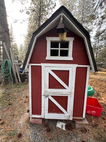 60343 Hiawatha Lane, Bend, OR 97702