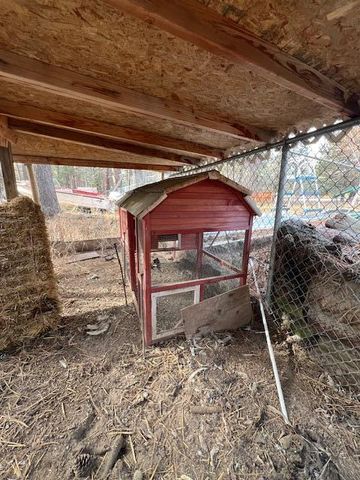 60343 Hiawatha Lane, Bend, OR 97702