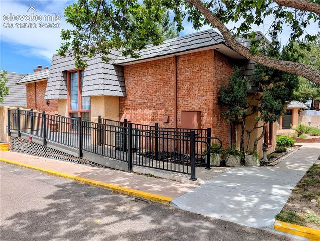 2003 Sussex Lane, Colorado Springs, CO 80909
