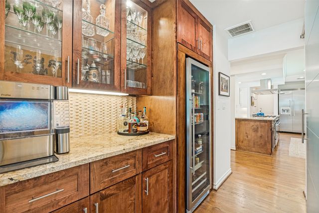 11131 Westmere Circle, Dallas, TX 75230