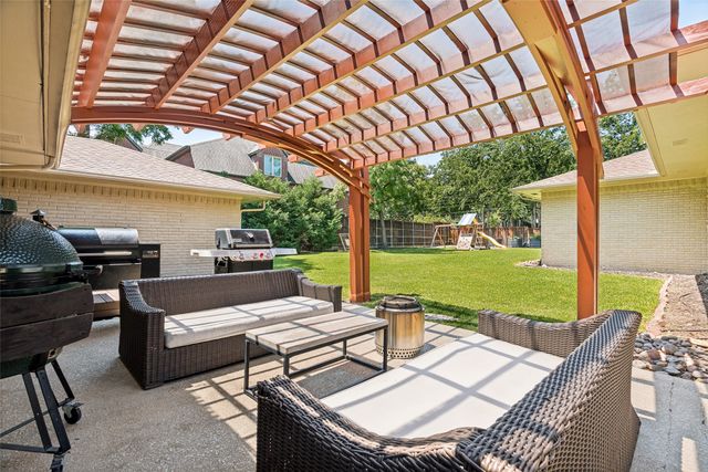 11131 Westmere Circle, Dallas, TX 75230