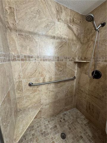 4703 NW Gower Avenue, Riverside, MO 64150