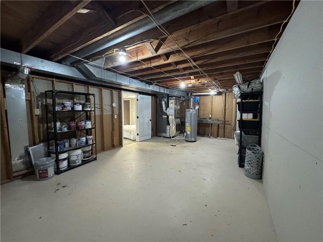 4703 NW Gower Avenue, Riverside, MO 64150