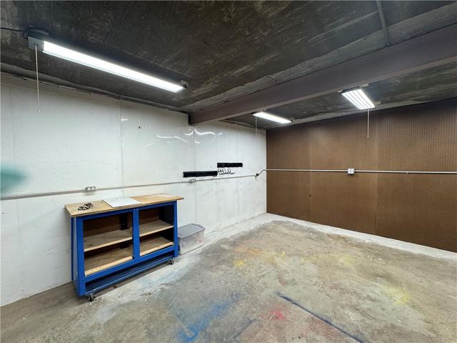 4703 NW Gower Avenue, Riverside, MO 64150