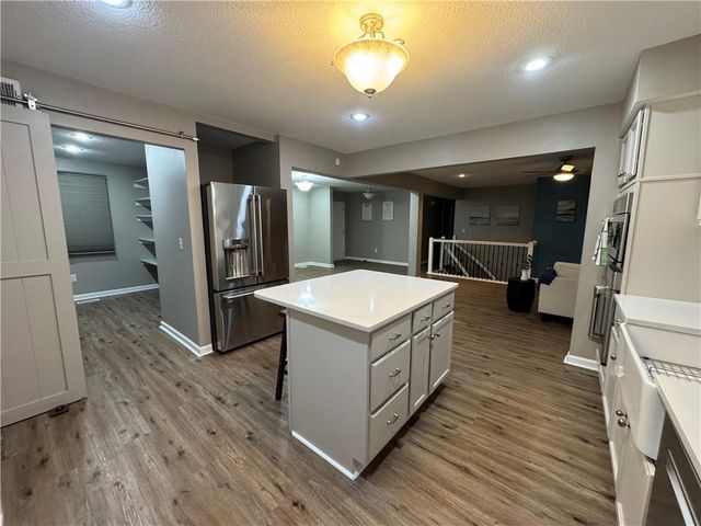 4703 NW Gower Avenue, Riverside, MO 64150