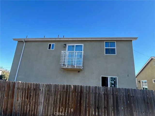 655 W 113th, Los Angeles, CA 90044