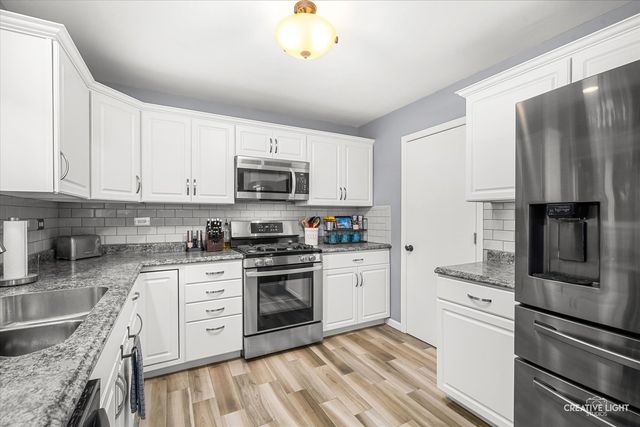 2712 Jenna Circle, Montgomery, IL 60538