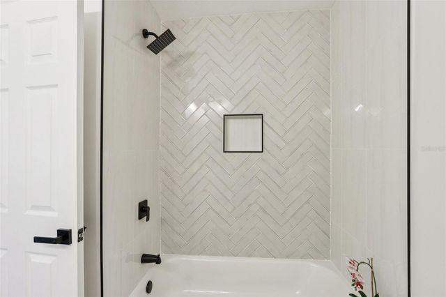 5010 8th AVE N, St Petersburg, FL 33710