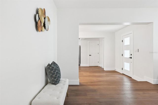 5010 8th AVE N, St Petersburg, FL 33710