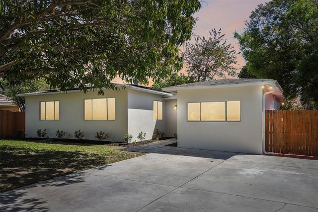 5010 8th AVE N, St Petersburg, FL 33710