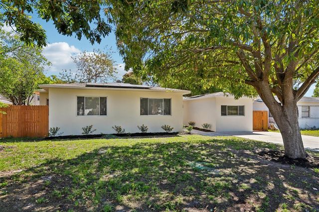 5010 8th AVE N, St Petersburg, FL 33710