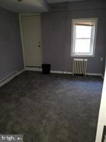 2522 N FRONT ST N, Philadelphia, PA 19133