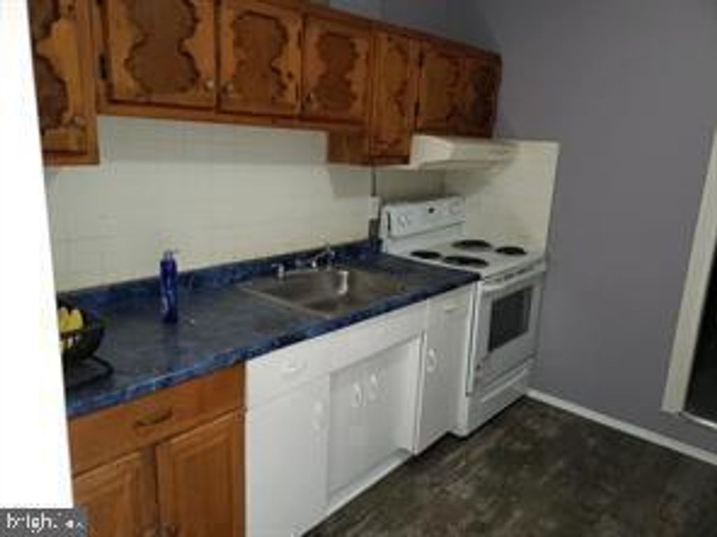 2522 N FRONT ST N, PHILADELPHIA, PA 19133 — photo 4