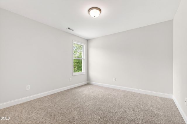 463 Jackson Pond Dr, Smithfield, NC 27577