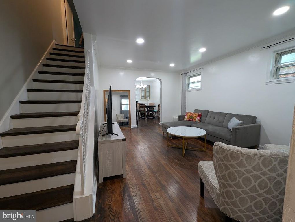 3015 GLEN, Baltimore, MD 21215