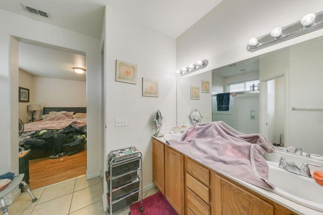 5929 Tangerine Ave, Sacramento, CA 95823