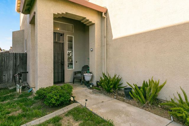 5929 Tangerine Ave, Sacramento, CA 95823