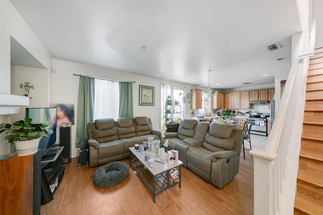 5929 Tangerine Ave, Sacramento, CA 95823