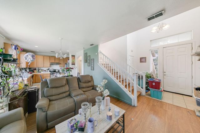 5929 Tangerine Ave, Sacramento, CA 95823