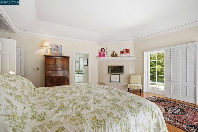 45 N Merrill Circle, Moraga, CA 94556