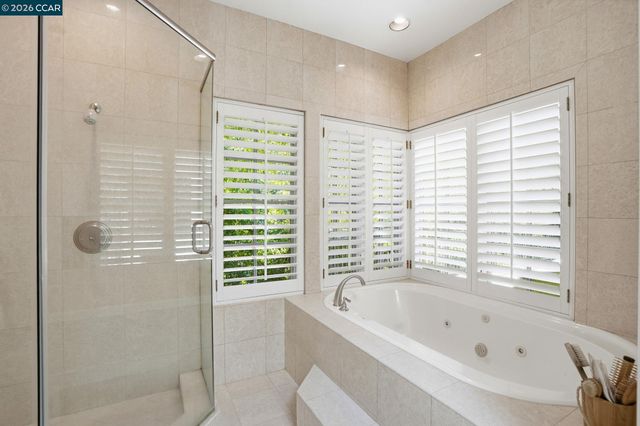 45 N Merrill Circle, Moraga, CA 94556