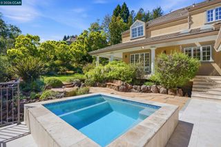 45 N Merrill Circle, Moraga, CA 94556