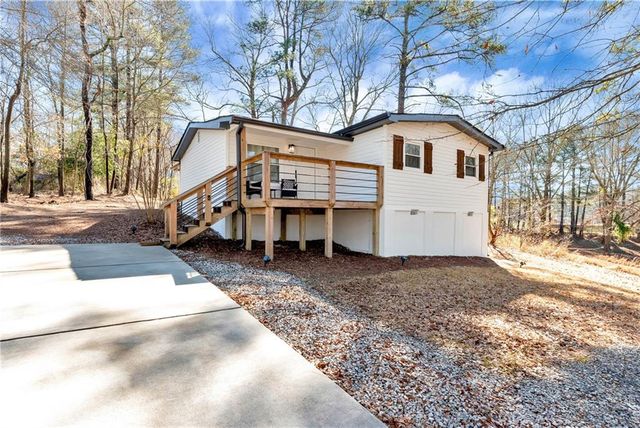 321 Pine Avenue, Commerce, GA 30529