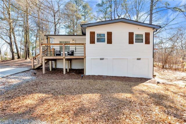 321 Pine Avenue, Commerce, GA 30529