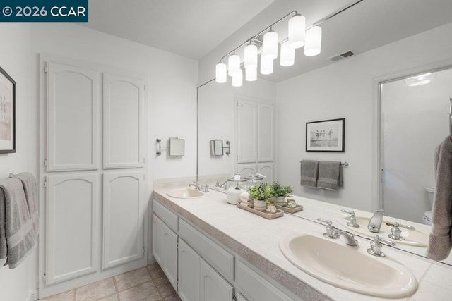 1239 1239 Whispering Oaks Dr, Danville, CA 94506