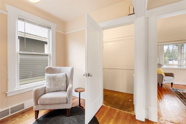 2414 Elm Street, Bellingham, WA 98225