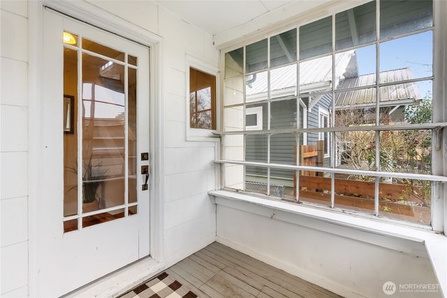 2414 Elm Street, Bellingham, WA 98225