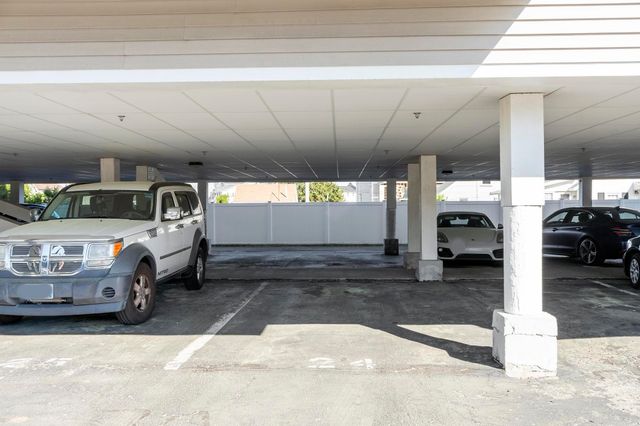 550 Winnacunnet Rd Unit 313, Hampton, NH 03842