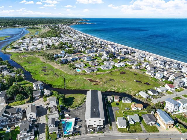 550 Winnacunnet Rd Unit 313, Hampton, NH 03842