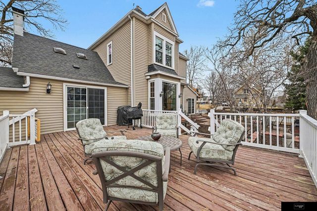 2553 Poppleton Avenue, Omaha, NE 68105