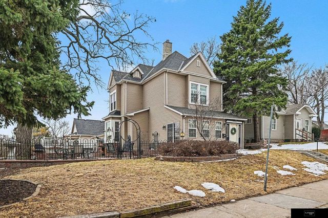 2553 Poppleton Avenue, Omaha, NE 68105