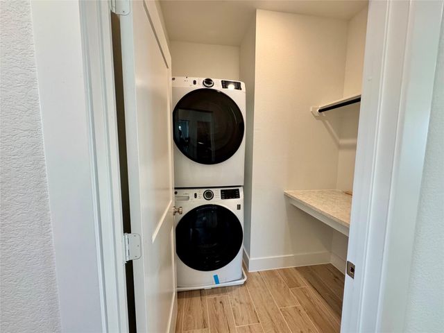 1210 Shaded Rock Drive, Missouri City, TX 77459