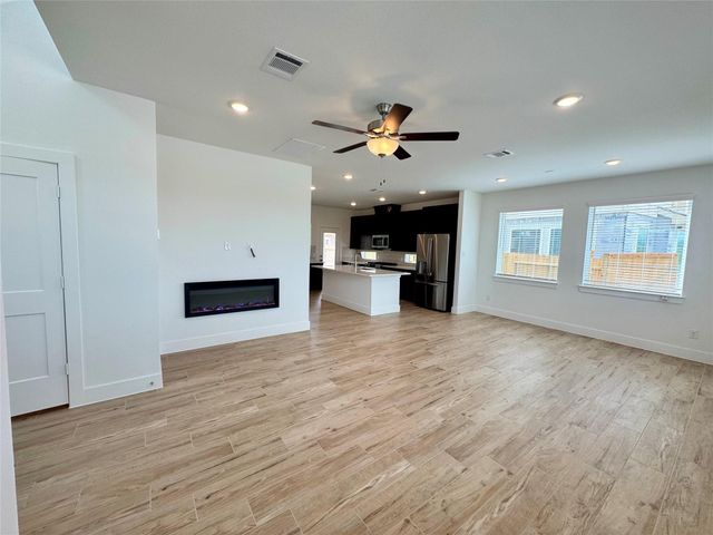 1210 Shaded Rock Drive, Missouri City, TX 77459