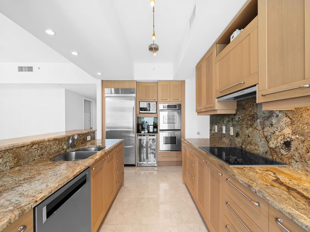 333 Las Olas Way 2103, Fort Lauderdale, FL 33301