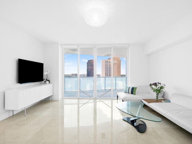 333 Las Olas Way 2103, Fort Lauderdale, FL 33301