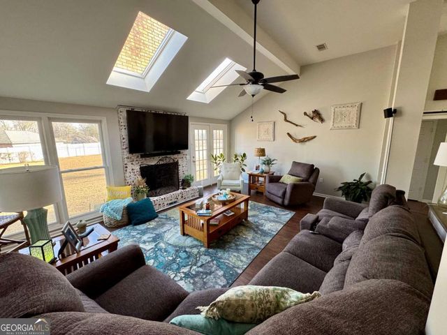 818 Miracle Lane, Vidalia, GA 30474